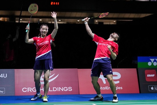 篮板均处于 篮板均处于