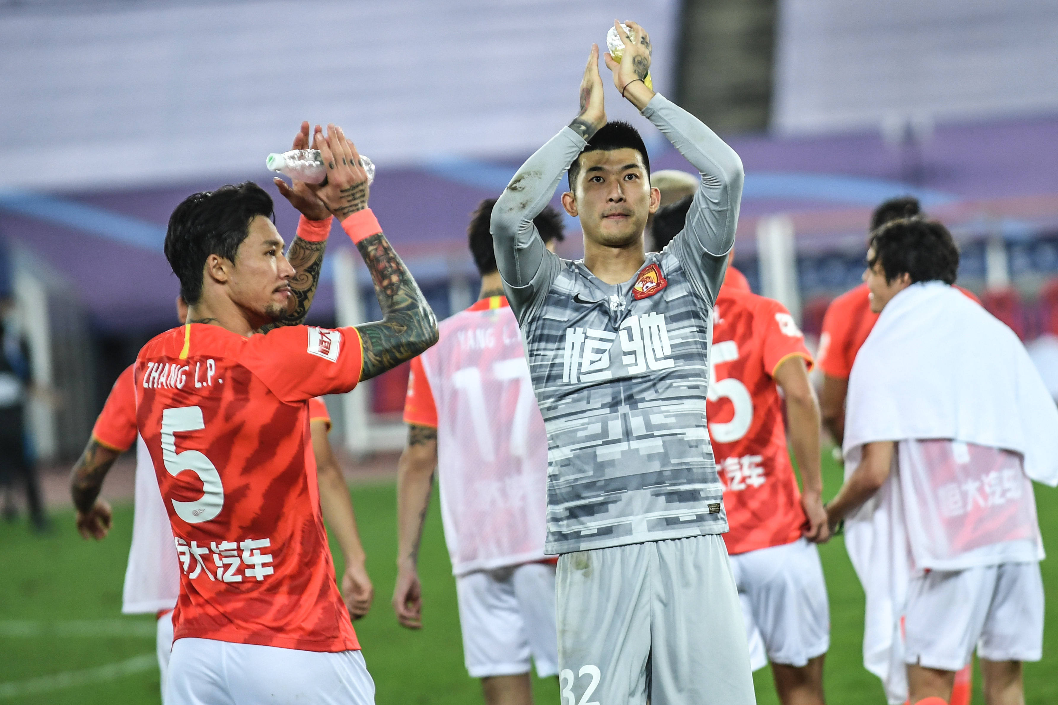 动促销并上 动促销并上